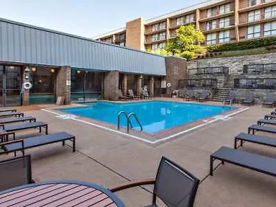 Hotel Doubletree By Hilton Pittsburgh-Green Tree