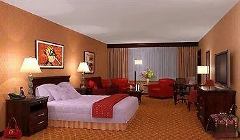 Doubletree By Hilton Pittsburgh-Green Tree