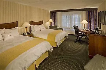 Hotel Doubletree By Hilton Pittsburgh-Green Tree