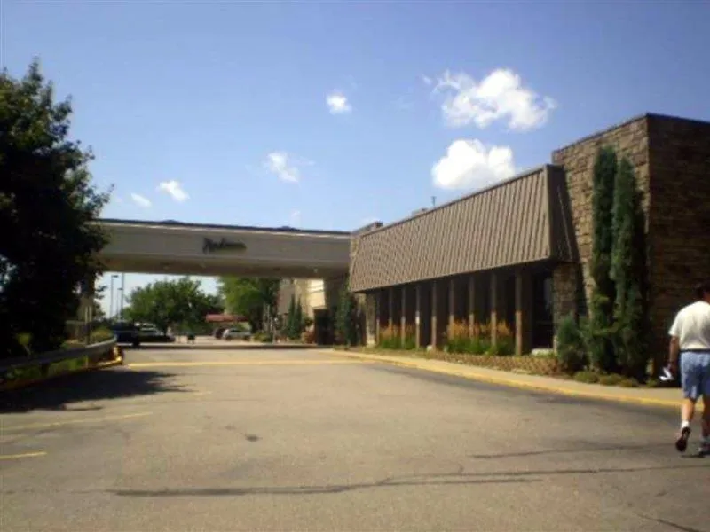 Hotel Doubletree By Hilton Pittsburgh-Green Tree