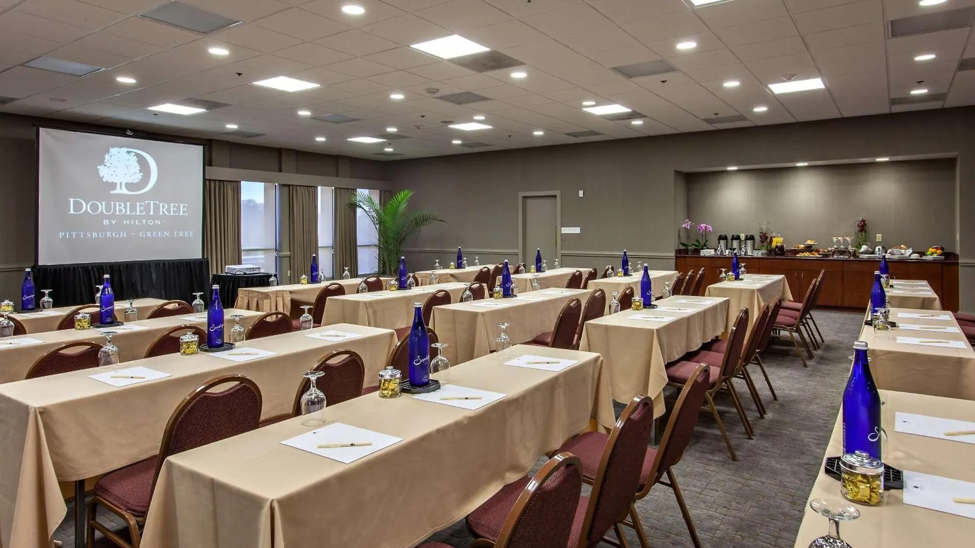 **** Hotel Doubletree By Hilton Pittsburgh-Green Tree Crafton États-Unis