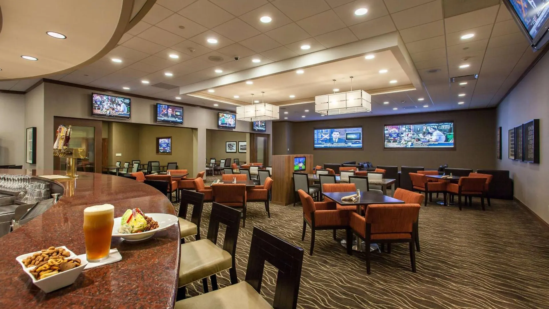 Doubletree By Hilton Pittsburgh-Green Tree Crafton Otel