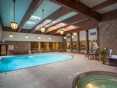Doubletree By Hilton Pittsburgh-Green Tree Crafton 4*,