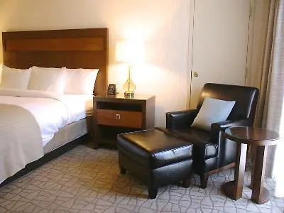 Doubletree By Hilton Pittsburgh-Green Tree Crafton
